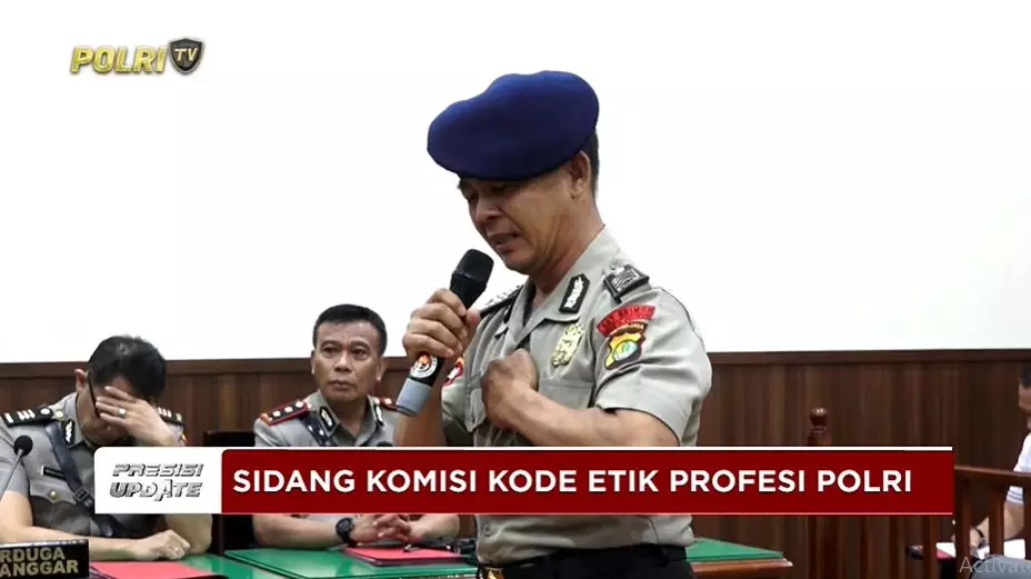 pengemudi rantis bripka rohmat minta maaf © 2025 YouTube