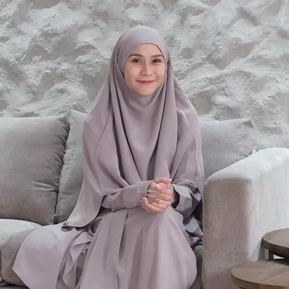 Kronologi Zaskia Adya Mecca banjir kritikan usai singgung penampilan driver ojol, Ini klarifikasinya