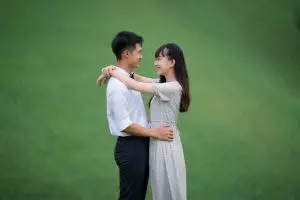 100 Kata-kata bucin bahasa Inggris terbaru 2025 dan artinya, bikin relationship goals