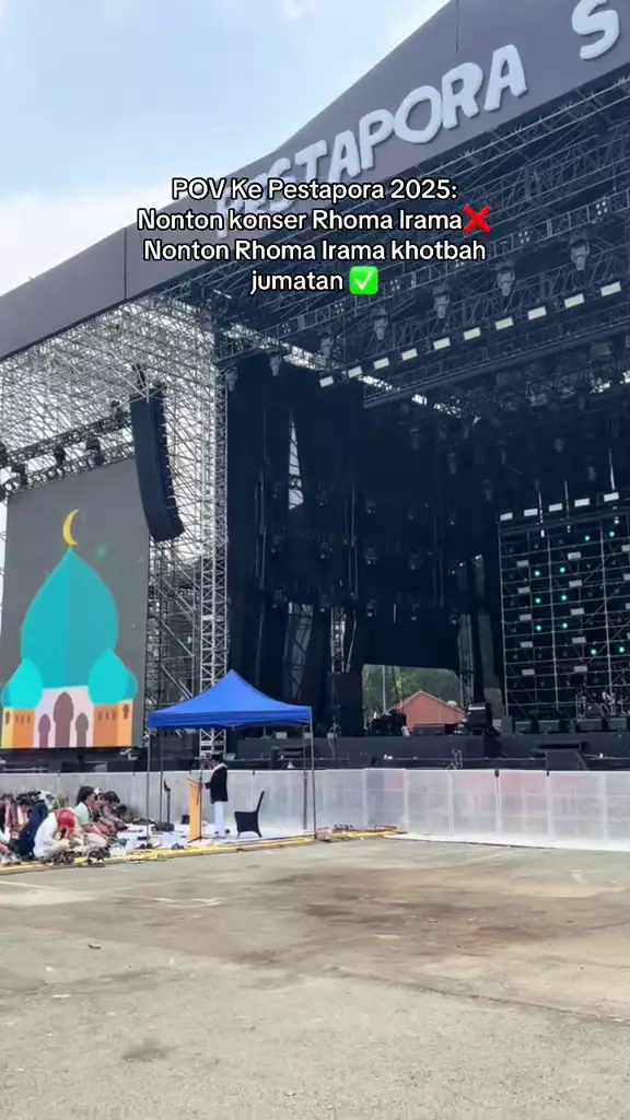 Rhoma Irama jadi khatib solat Jumat di Pestapora © 2025 brilio.net
