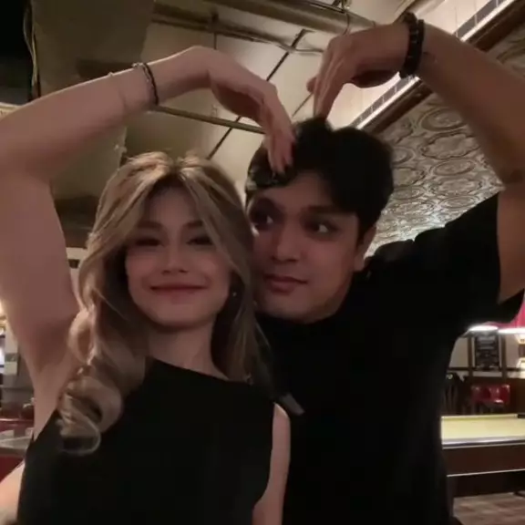 Dituding perusak hubungan Azizah Salsha dan Pratama Arhan, ini 9 potret Philo Paz bareng pacar baru