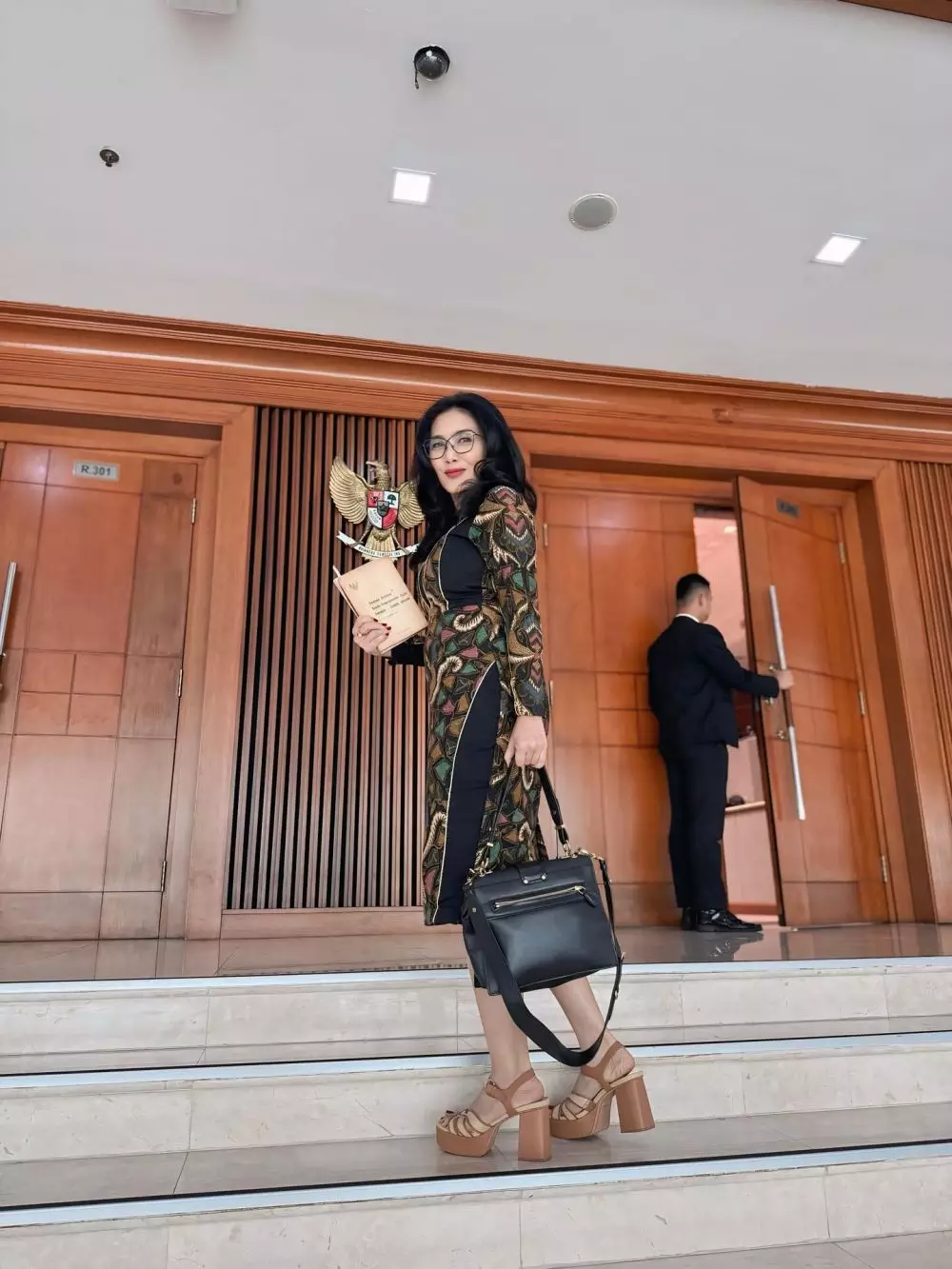 pengakuan Rieke Dyah Pitaloka soal gaji DPR RI © berbagai sumber pengakuan Rieke Dyah Pitaloka soal gaji DPR RI © berbagai sumber