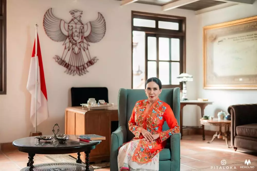 pengakuan Rieke Dyah Pitaloka soal gaji DPR RI © berbagai sumber pengakuan Rieke Dyah Pitaloka soal gaji DPR RI © berbagai sumber
