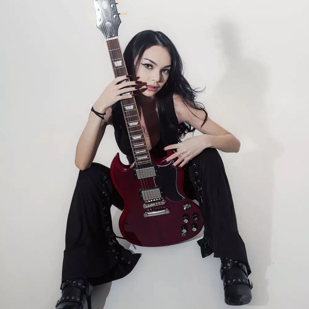 Shabina Mecca putri bungsu Sarita © 2025 berbagai sumber