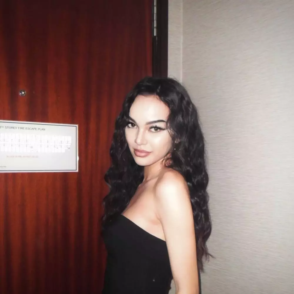 Shabina Mecca putri bungsu Sarita © 2025 berbagai sumber