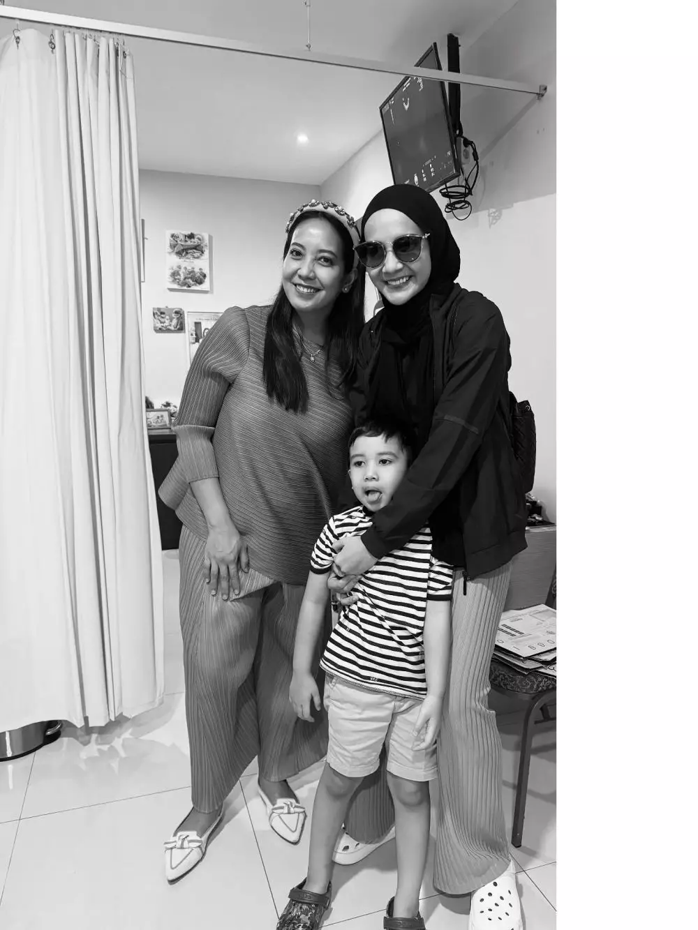 Zaskia Sungkar umumkan kehamilan kedua © Instagram Zaskia Sungkar umumkan kehamilan kedua © Instagram