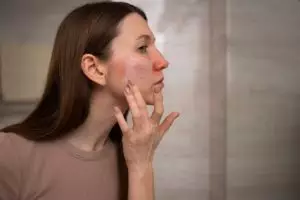 10 Serum mencegah kulit wajah kering harga di bawah Rp 100 ribu