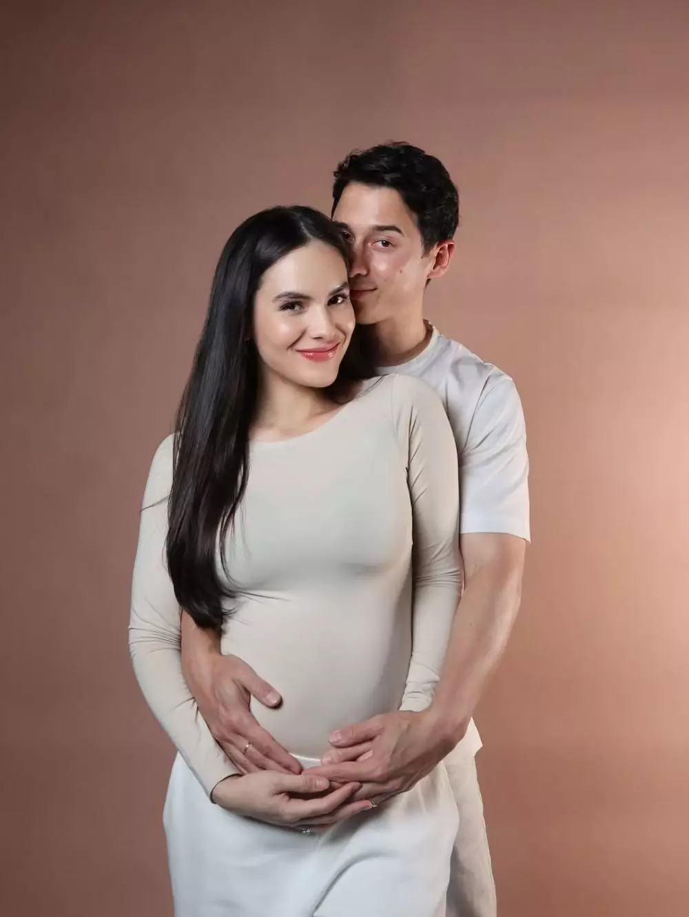 Nino Fernandez dan Steffi Zamora Umumkan Kehamilan, Publik Penasaran soal Pernikahan Mereka