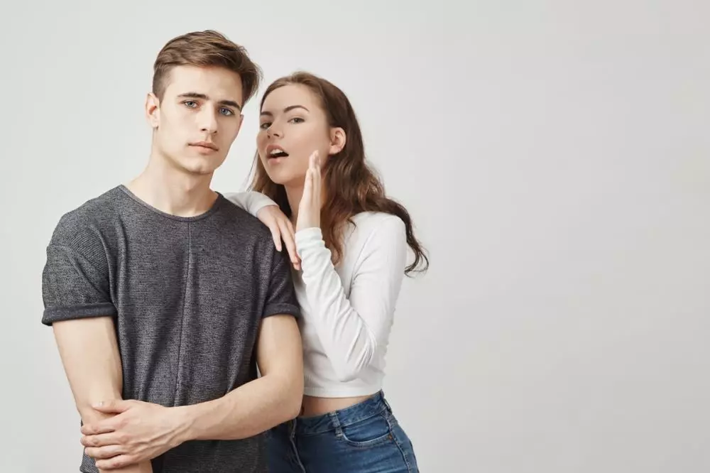 100 Kata-kata gombalan maut buat pacar tersayang terbaru bikin baper © 2025 brilio.net 100 Kata-kata gombalan maut buat pacar tersayang terbaru bikin baper © 2025 brilio.net