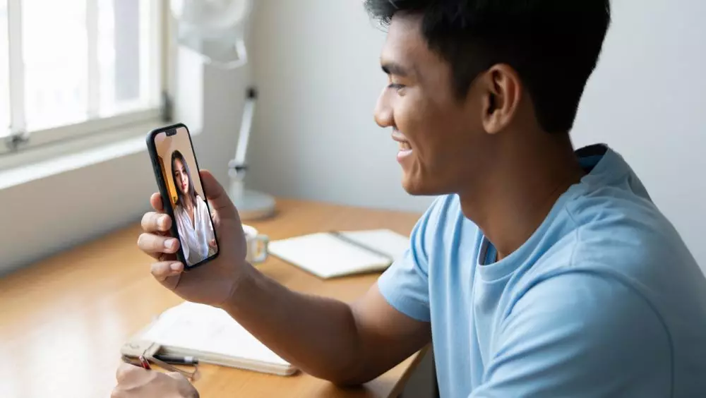 Kata-kata cinta LDR 2025 © 2025 brilio.net Kata-kata cinta LDR 2025 © 2025 brilio.net