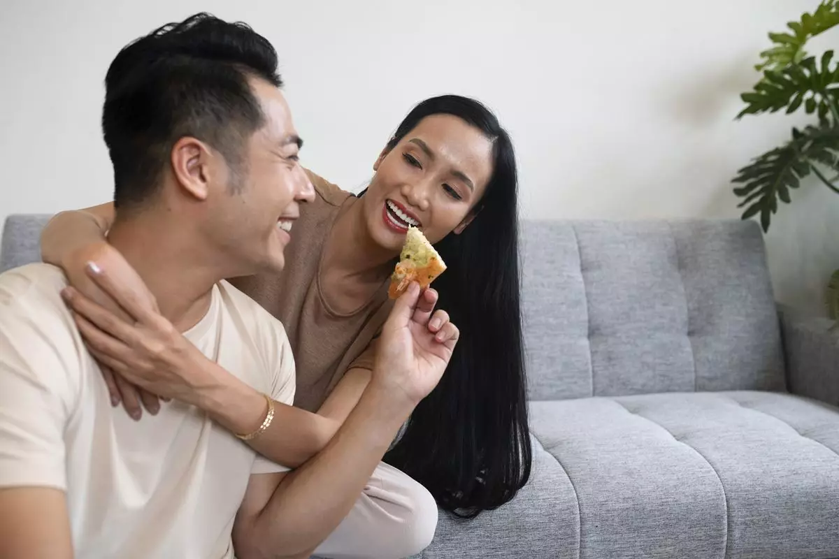 100 Kata-kata gombalan maut bikin baper lewat chat, romantis dan penuh makna