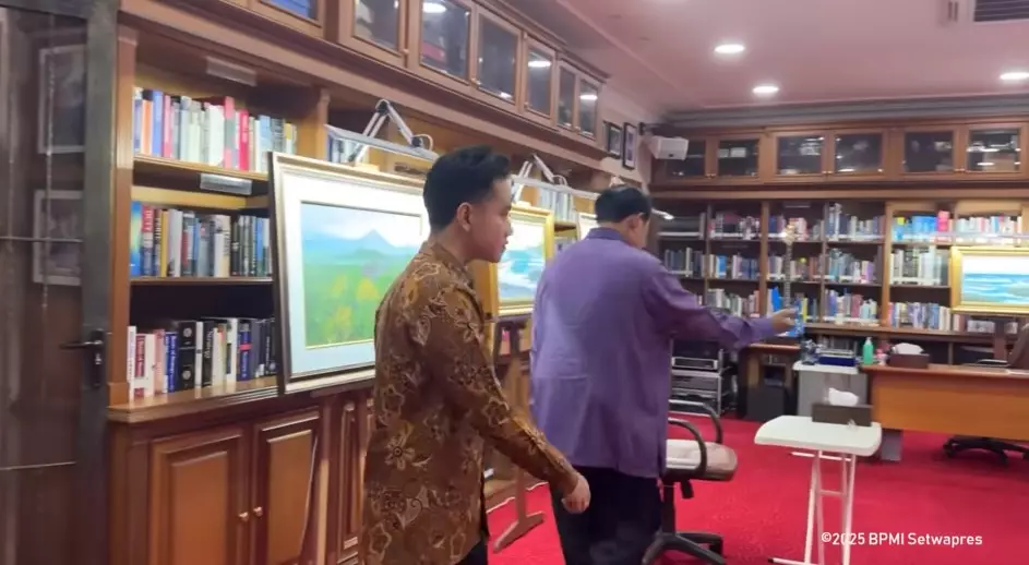 Gibran dan Selvi Ananda ke rumah SBY © YouTube Gibran dan Selvi Ananda ke rumah SBY © YouTube