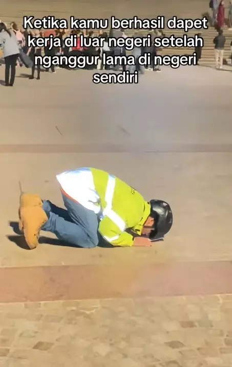 viral pria lulusan IPB jadi buruh di Australia © TikTok