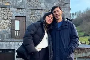 Masih awet dan harmonis, potret 10 pemain sinetron Lupus dan pasangan ini kayak masih pacaran