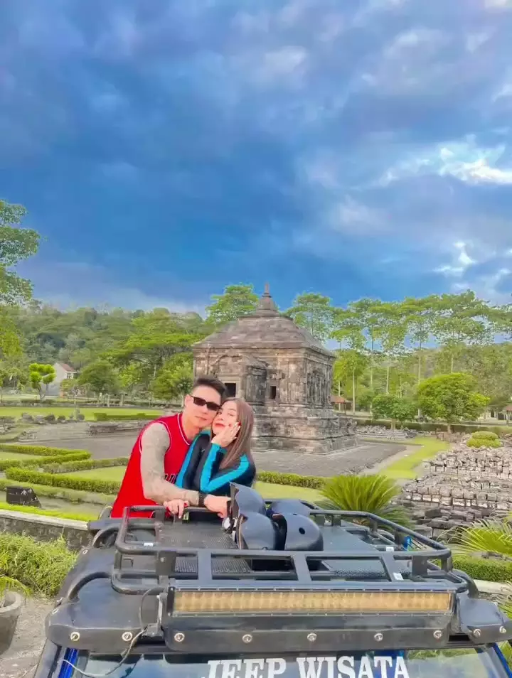 Perjalanan cinta Anisa Bahar dan suami brondong © Instagram Perjalanan cinta Anisa Bahar dan suami brondong © Instagram