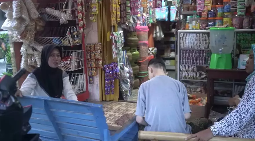 TKI Taiwan rawat anak majikan © YouTube TKI Taiwan rawat anak majikan © YouTube