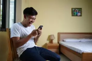 100 Teka-teki receh buat status WA dan caption IG, bikin followers ikut ketawa