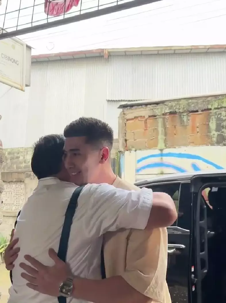 Verrell Bramasta rayakan ultah bersama anak panti © Instagram Verrell Bramasta rayakan ultah bersama anak panti © Instagram