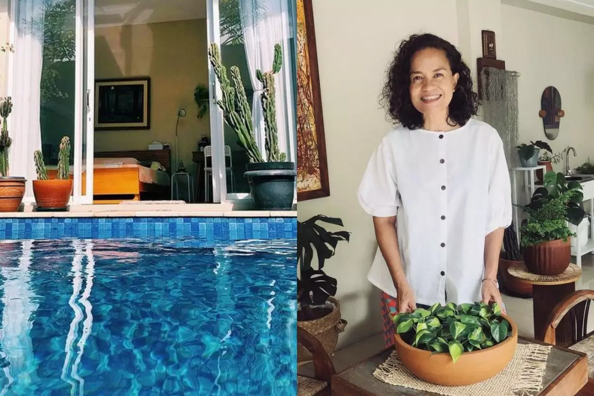View taman belakangnya menyejukkan, ini 10 potret rumah Mira Lesmana & Mathias Muchus yang bikin betah