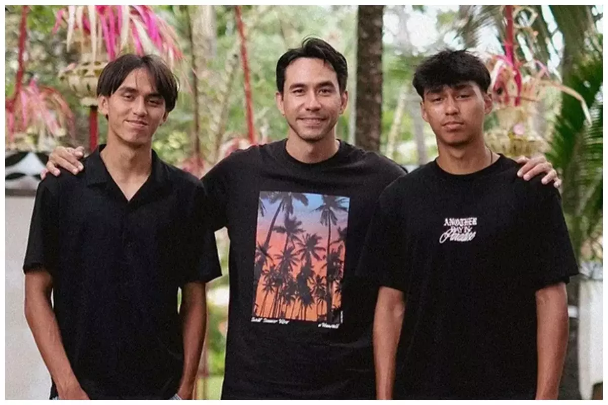 Anak Darius Sinathrya alami cedera, kena hajar lawan saat pertandingan