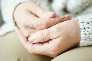 Trik menghilangkan keriput di tangan ini bukan pakai lotion, ini langkahnya biar kulit kencang & mulus