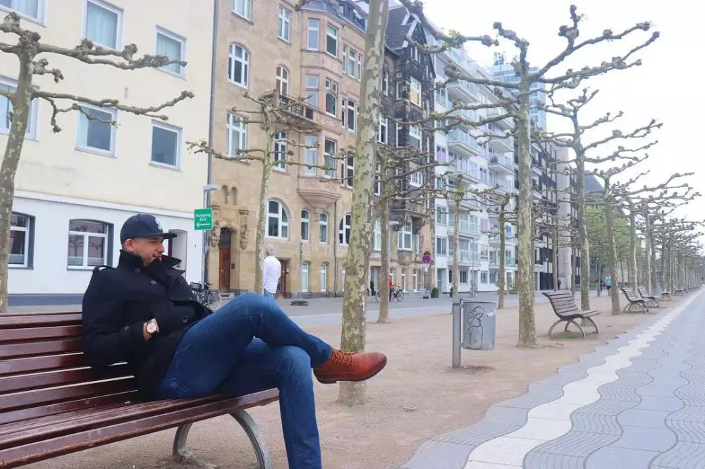 Fakta Ahmad Assegaf suami Tasya Farasya © 2025 brilio.net