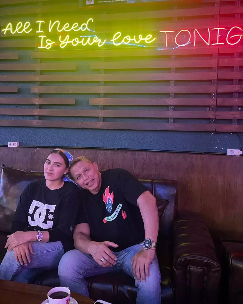 kebersamaan bang tigor dan istri © 2025 berbagai sumber kebersamaan bang tigor dan istri © 2025 berbagai sumber