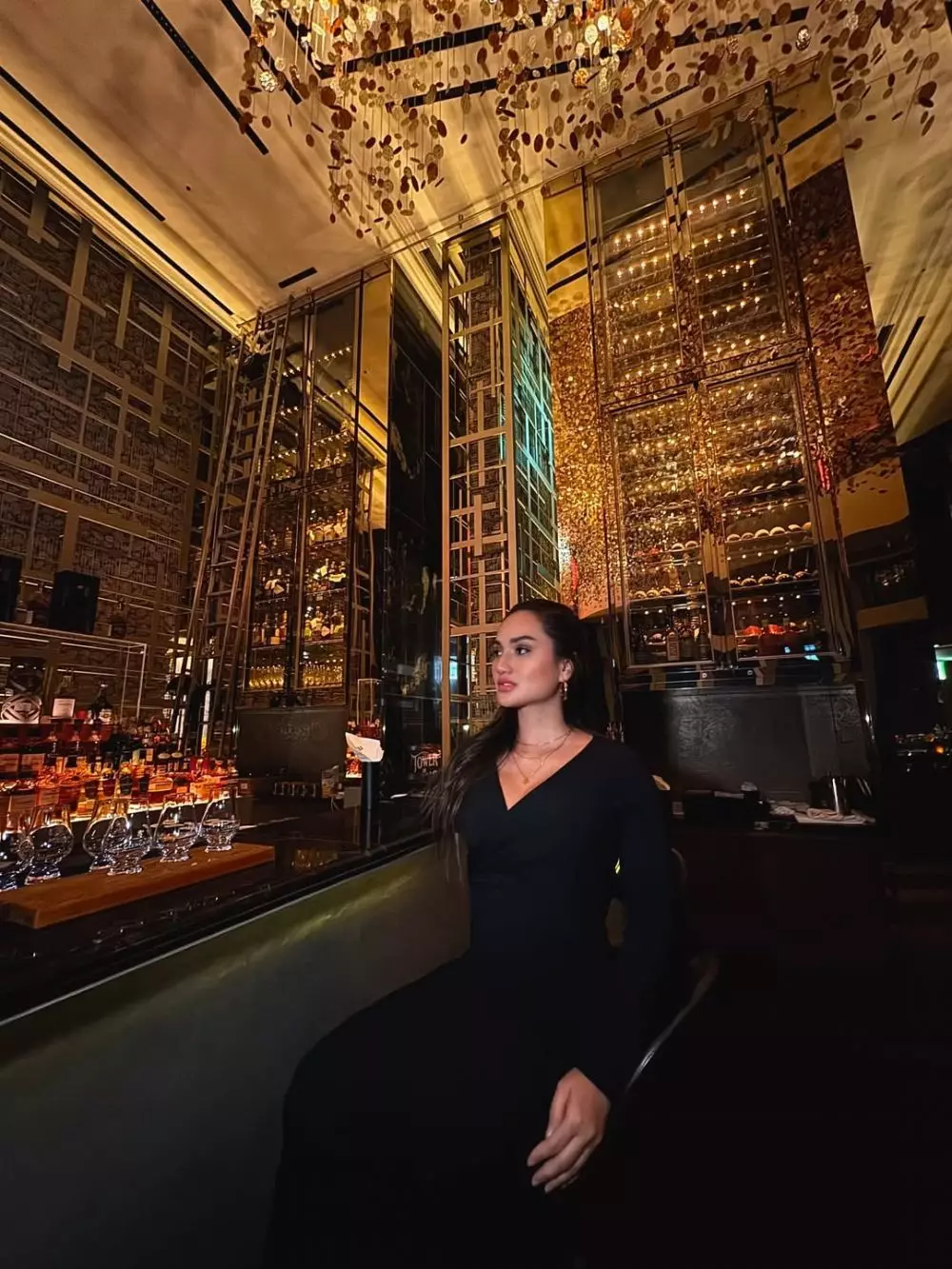 Tengku Dewi operasi percantik tubuh di Korea © 2025 brilio.net Tengku Dewi operasi percantik tubuh di Korea © 2025 brilio.net