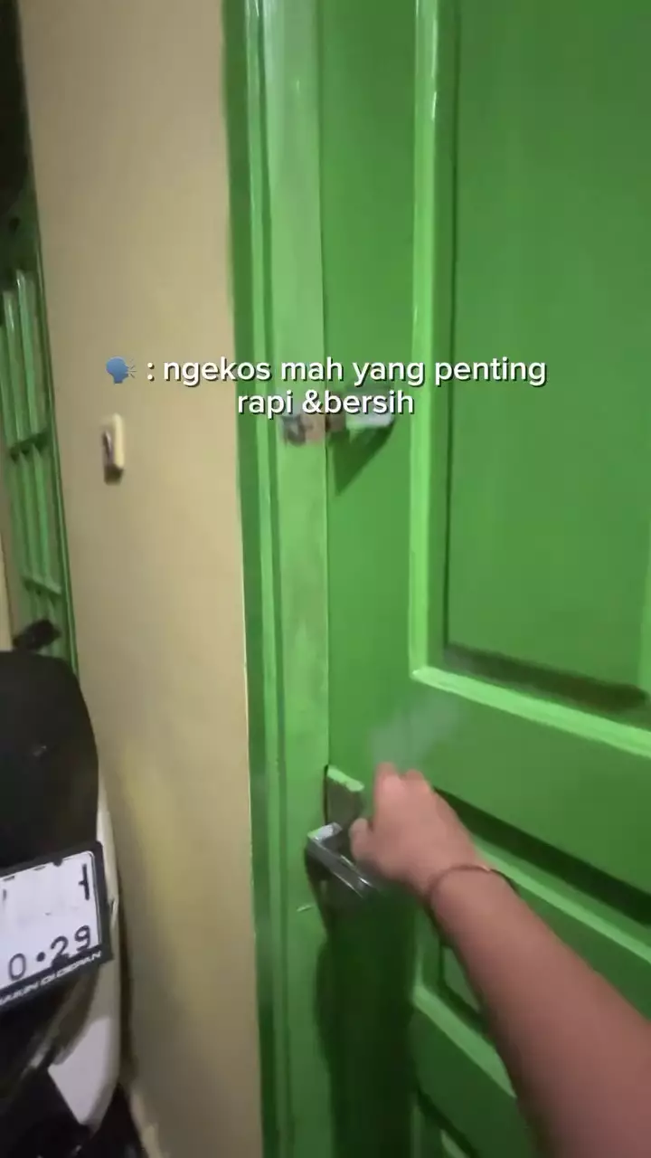 Kamar kos dikira sederhana ternyata estetik © 2025 Instagram Kamar kos dikira sederhana ternyata estetik © 2025 Instagram