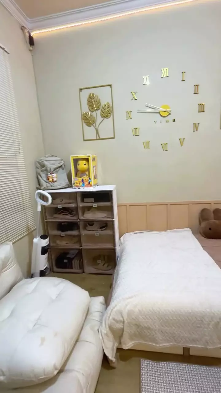 Kamar kos dikira sederhana ternyata estetik © 2025 Instagram Kamar kos dikira sederhana ternyata estetik © 2025 Instagram