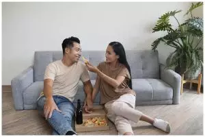 100 Kata-kata gombalan maut raja gombal, trik menaklukkan doi dengan keren