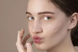 7 Serum menghilangkan komedo putih harga di bawah Rp 200 ribu