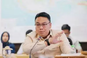 Profil Angga Raka Prabowo, punya 3 jabatan usai dilantik jadi Kepala Badan Komunikasi Pemerintah