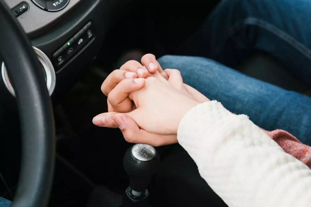 Kata-kata motivasi pagi penuh cinta untuk pacar © 2025 brilio.net