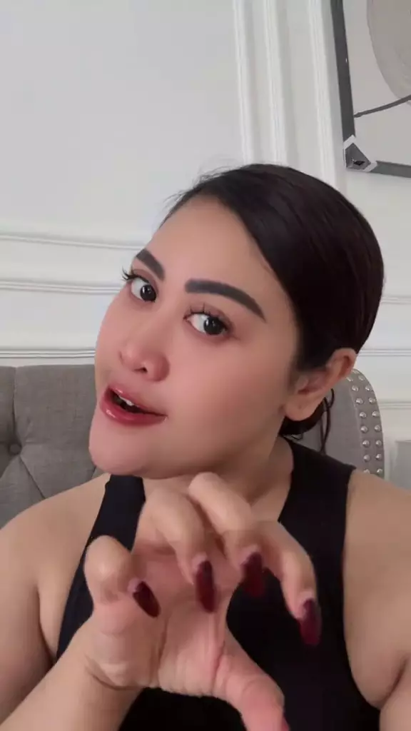Foto Boiyen manglingi mirip Rachel Vennya © 2025 TikTok Foto Boiyen manglingi mirip Rachel Vennya © 2025 TikTok