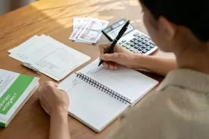 5 Kebiasaan finansial kecil yang diam-diam bikin kamu cepat kaya