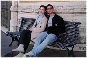 Sudah 5 tahun pacaran, intip 7 potret anniversary Azriel Hermansyah & Sarah Menzel, dapat raket padel