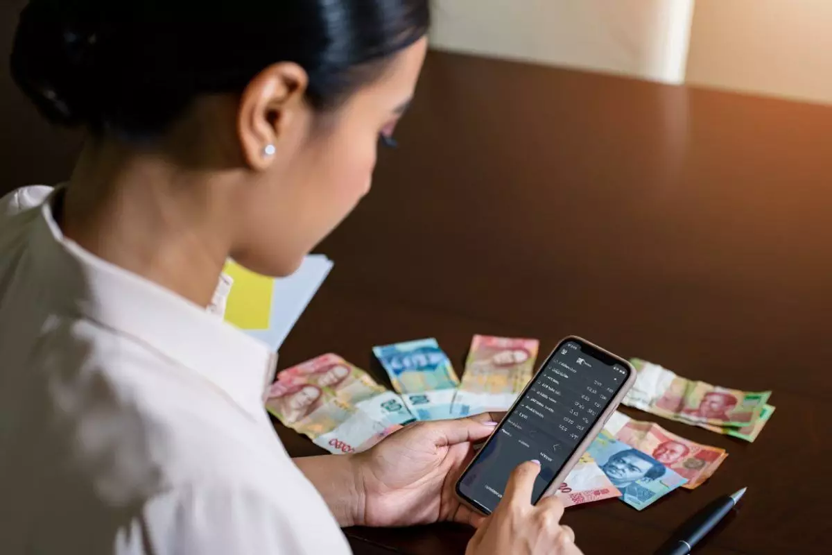 Daftar uang kertas & logam rupiah dicabut BI, jangan panik! Begini cara menukarnya di Bank Indonesia