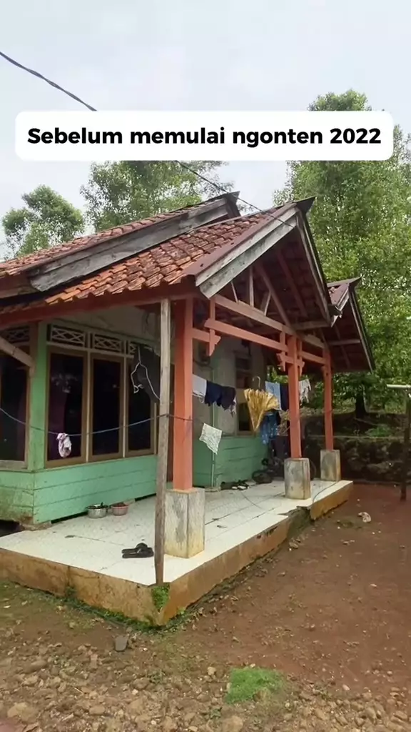 3 tahun ngonten rumah kayu jadi hunian gedong © 2025 TikTok