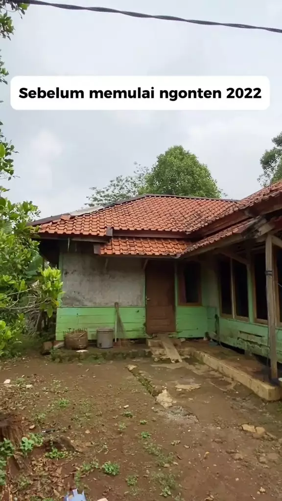 3 tahun ngonten rumah kayu jadi hunian gedong © 2025 TikTok