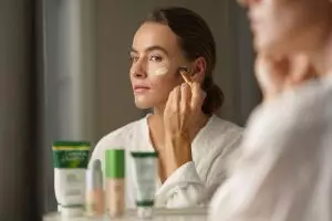 10 Make up kulit berjerawat dengan kandungan centella, ampuh menenangkan kulit di bawah Rp150 ribu