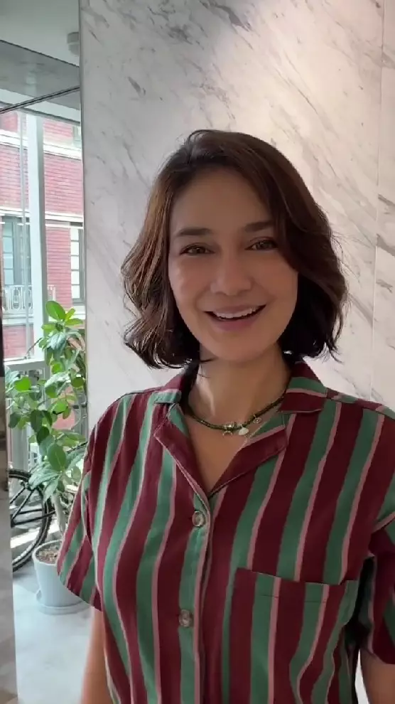 Luna Maya potong rambut pendek © Instagram