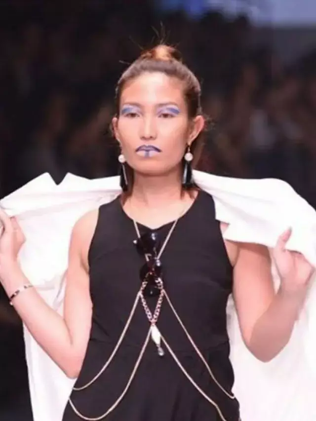 Potret lawas Ayu Dewi jadi model iklan © 2025 brilio.net Potret lawas Ayu Dewi jadi model iklan © 2025 brilio.net