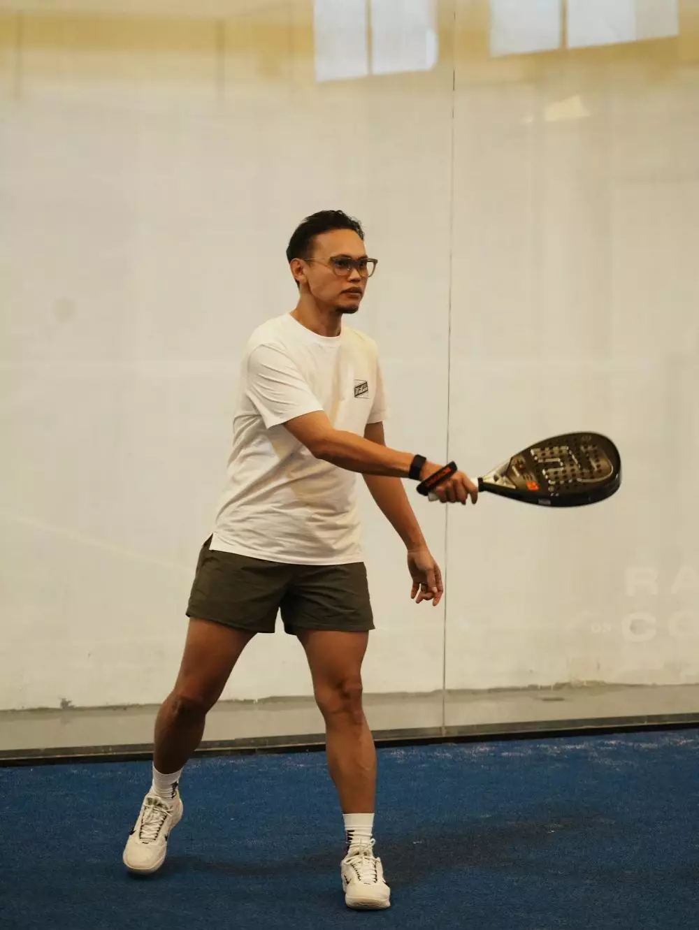 Wanda Hara tampil dengan jenggot © Instagram