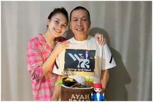 Potret manis 9 pedangdut bareng ayah tercinta, dari Ayah Ojak sampai yang jarang tersorot kamera