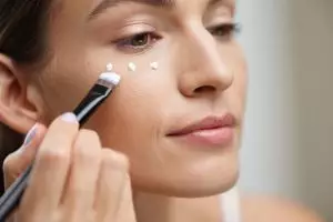 10 Primer melembapkan bikin makeup awet sekaligus garis halus tersamarkan harga di bawah Rp 150 ribu