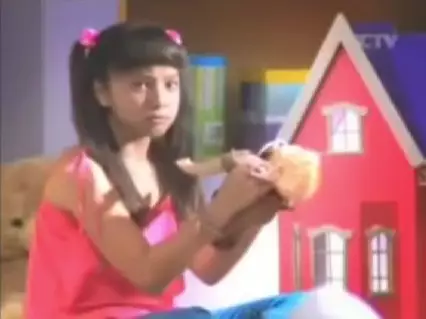 transformasi bocah imut di iklan permen © berbagai sumber