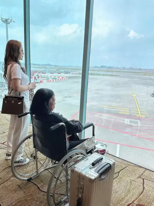 kenangan Momo Geisha dengan Ibunda © Instagram