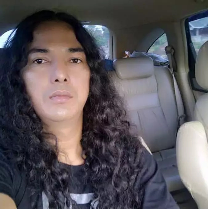 Penyanyi rock 90-an ternyata ayah artis  © berbagai sumber Penyanyi rock 90-an ternyata ayah artis  © berbagai sumber