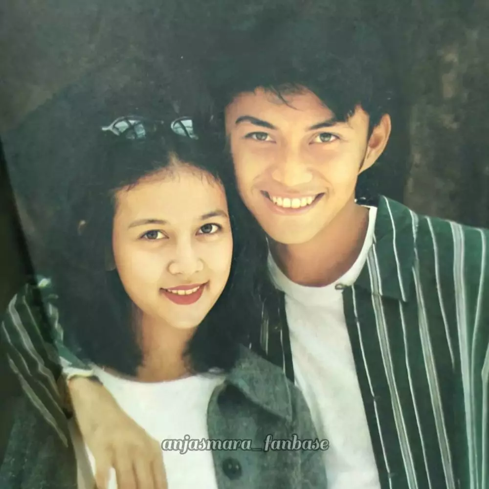 Potret lawas Dina Lorenza © 2025 brilio.net Potret lawas Dina Lorenza © 2025 brilio.net